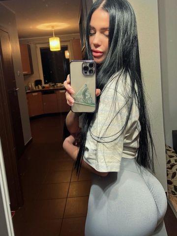 Проститутка Адель